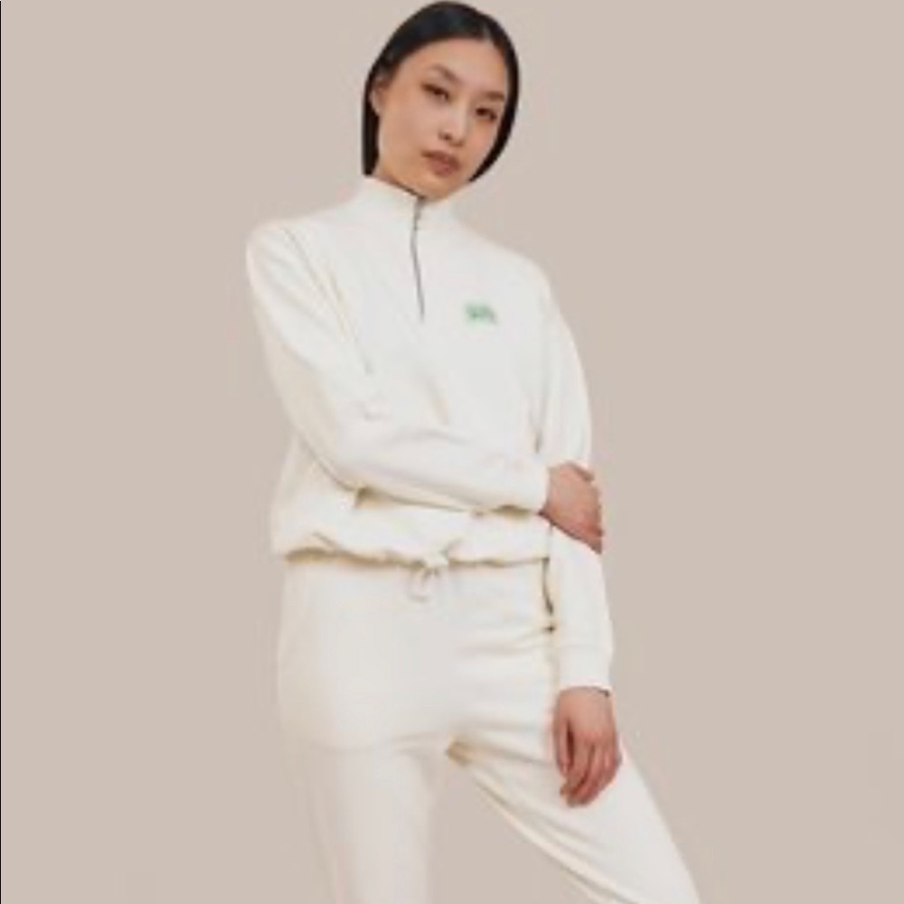Paloma Wool Wellness Half Zip. Size Small
